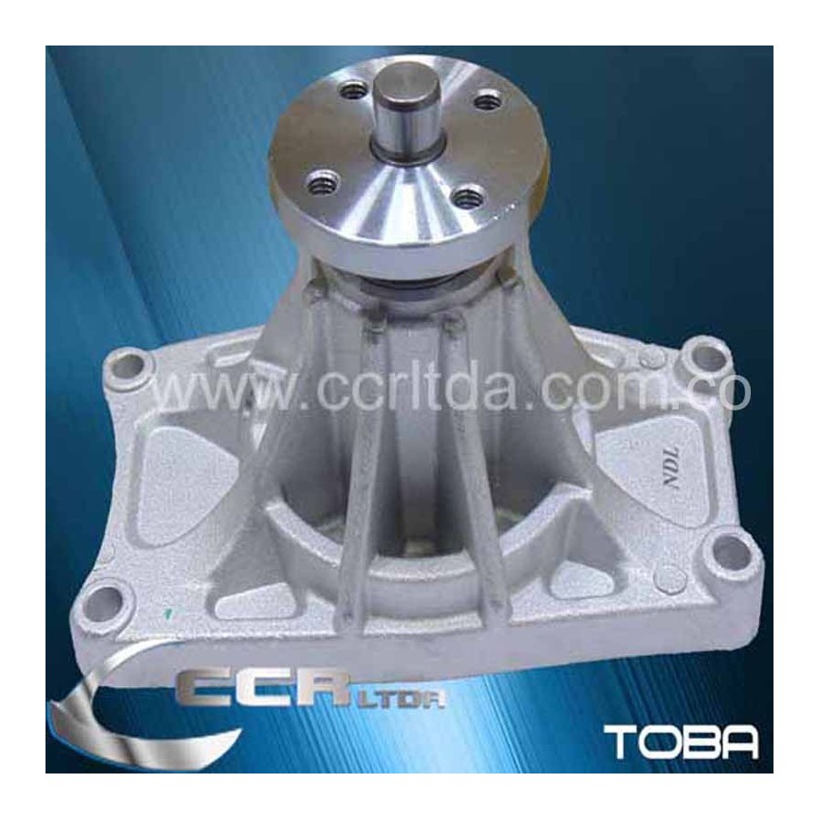 BOMBA AGUA CANTER 4D34 (4 HUECOS)