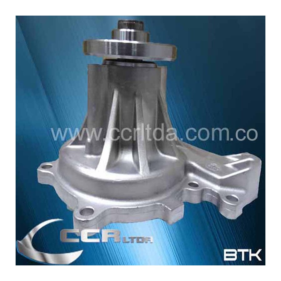 BOMBA AGUA NPR NQR 2013 REWARD 4HK1T