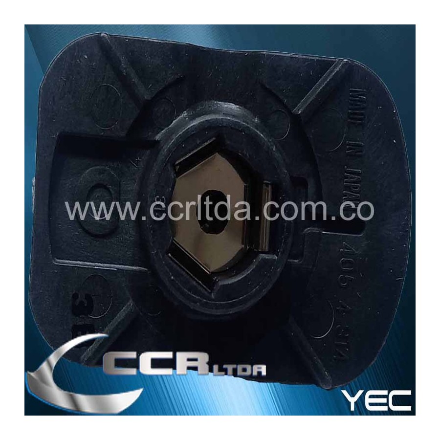 ESCOBILLA 323 (MANO BAJITA BASE TRIANGULAR)